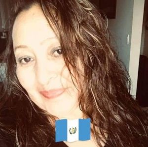 Meet your Posher, Alejandra